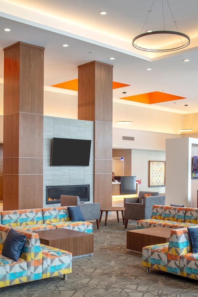 Collegian & Suites, Trademark Collection By Wyndham