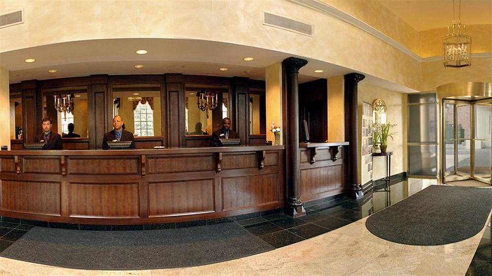 Collegian & Suites, Trademark Collection By Wyndham Syracuse