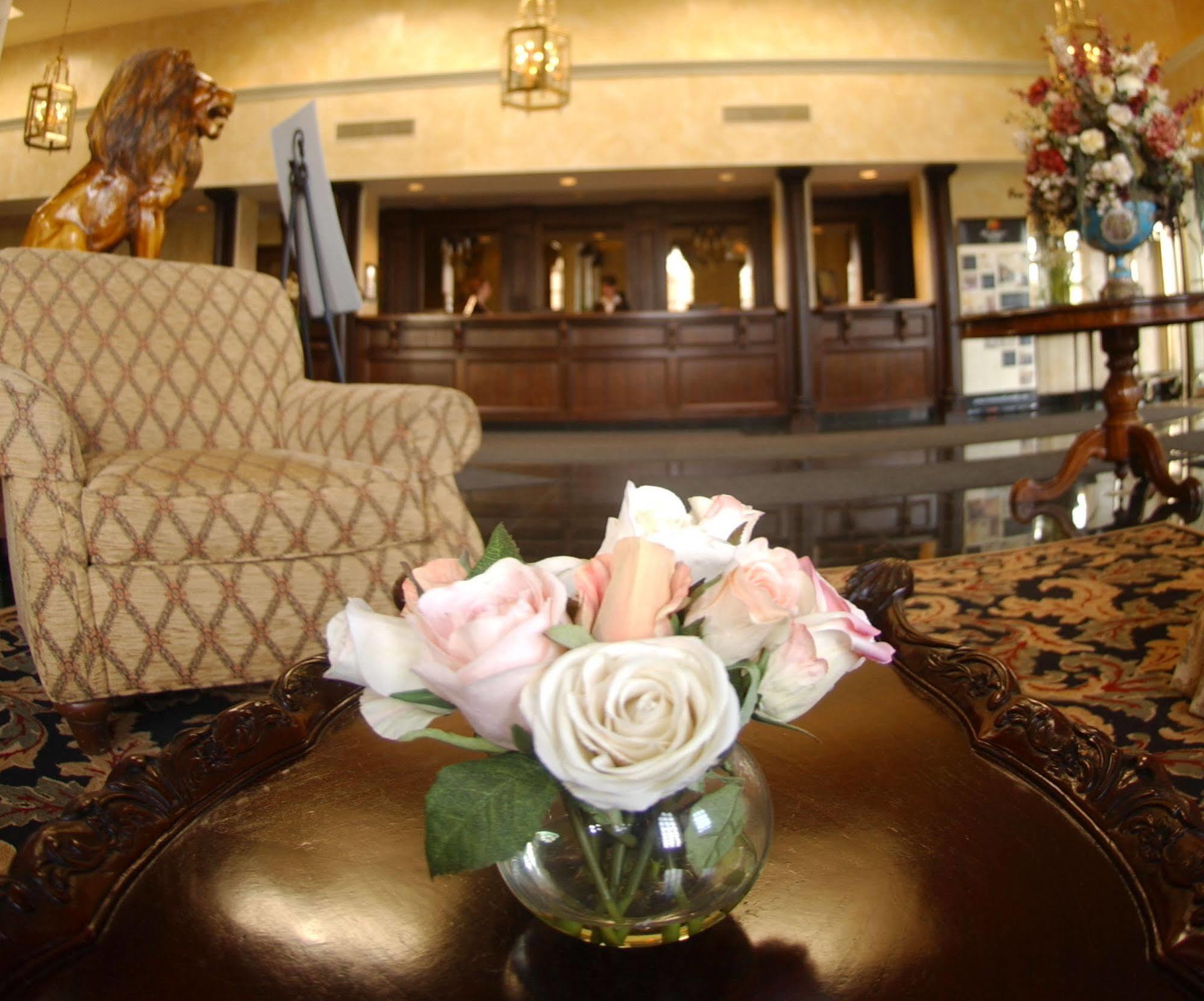 Collegian & Suites, Trademark Collection By Wyndham Hotel 4*